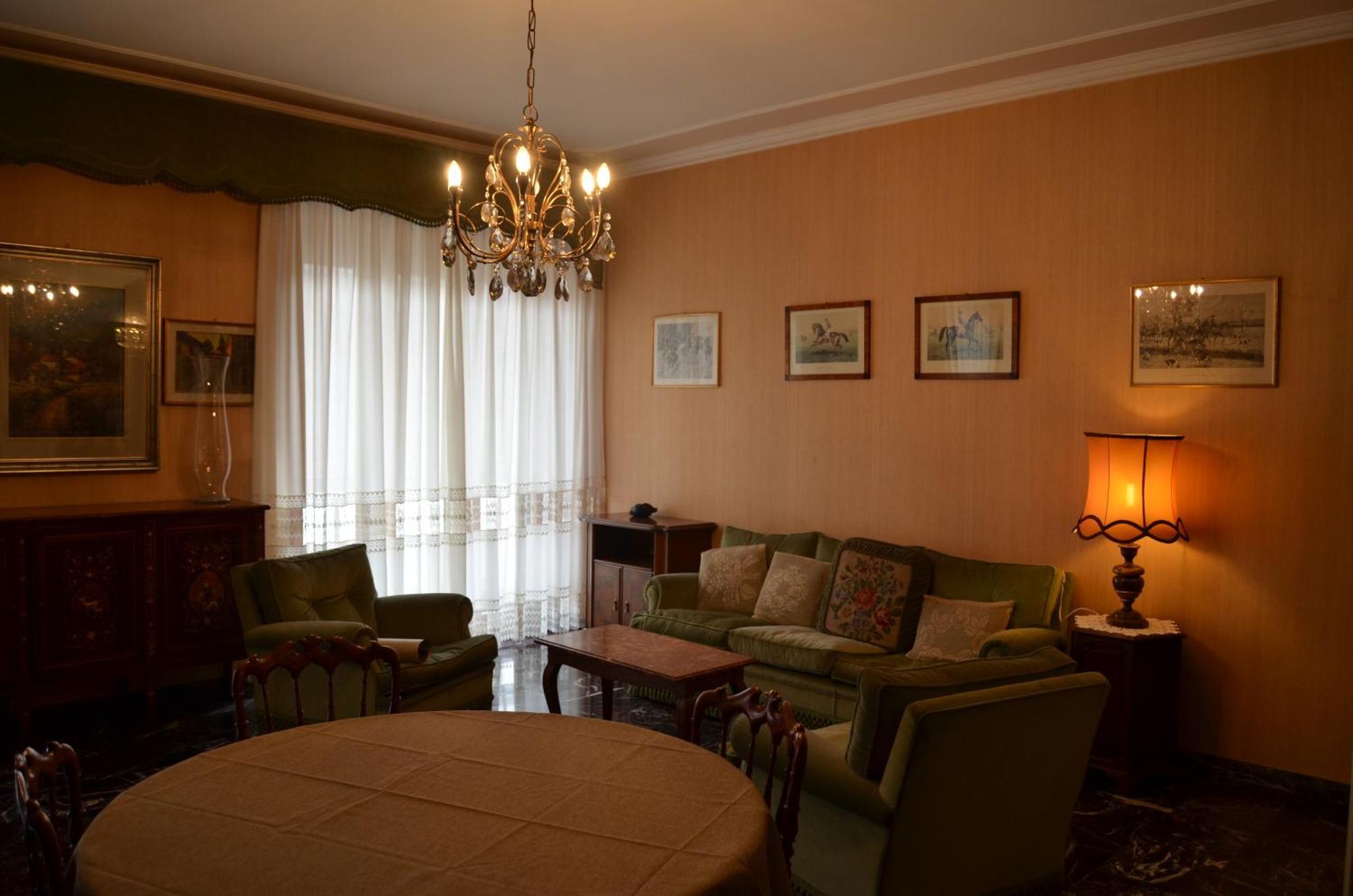 Eleganza Vicino Al Centro Di Torino Apartment Luaran gambar